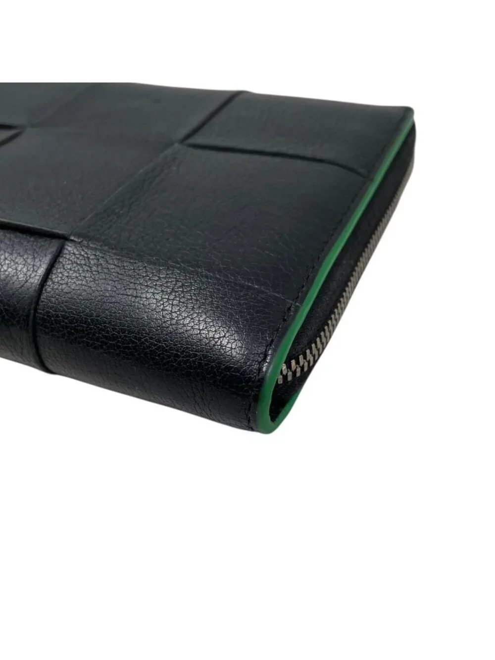 Bottega Veneta Wallet Cassette Zip Around Intrecciato Cuffleather Black Green